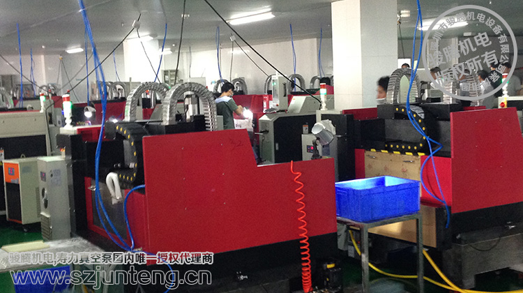 骏腾机电寿力螺杆真空泵在玻璃加工行业上的应用实拍4